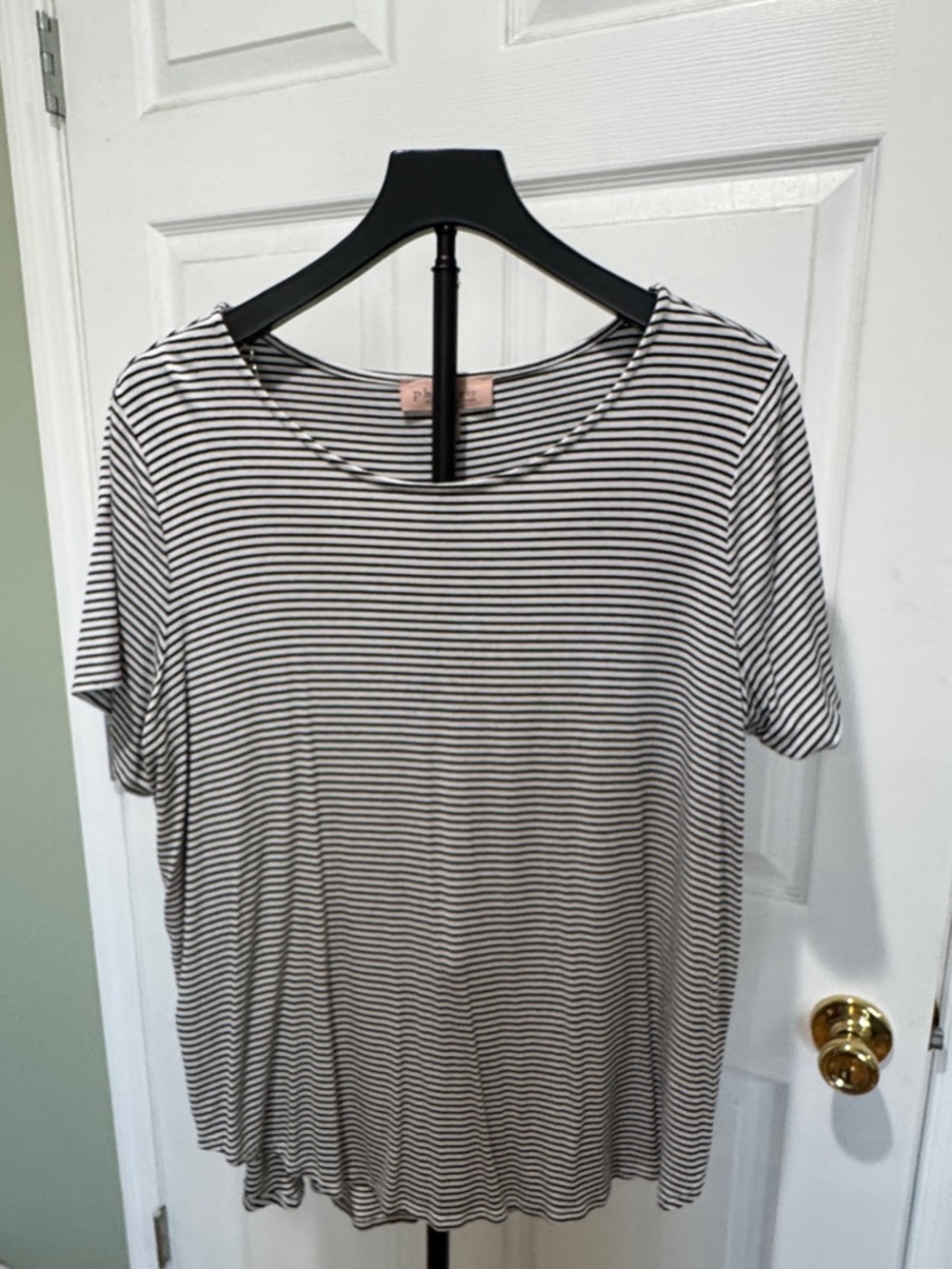 Philosophy Striped Scoop Neck Women's Tee - Black & White 1X